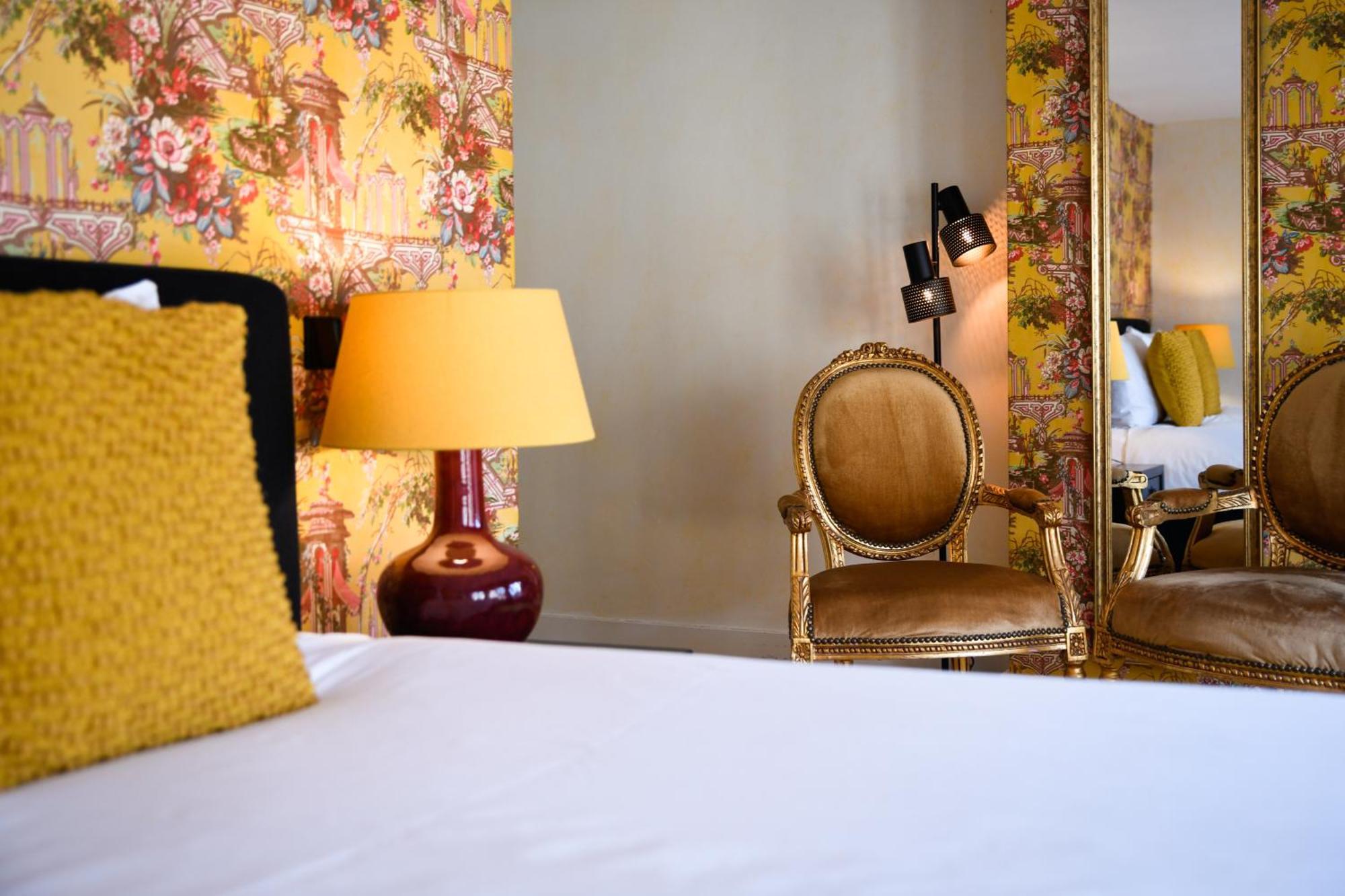 Grand Boutique Hotel-Restaurant Huis Vermeer Deventer Quarto foto